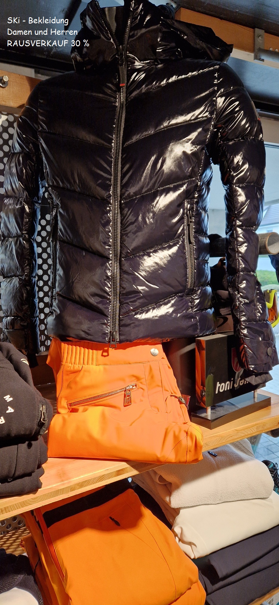 Ski - Ausverkauf und Ausverkauf Ski - Bekleidung